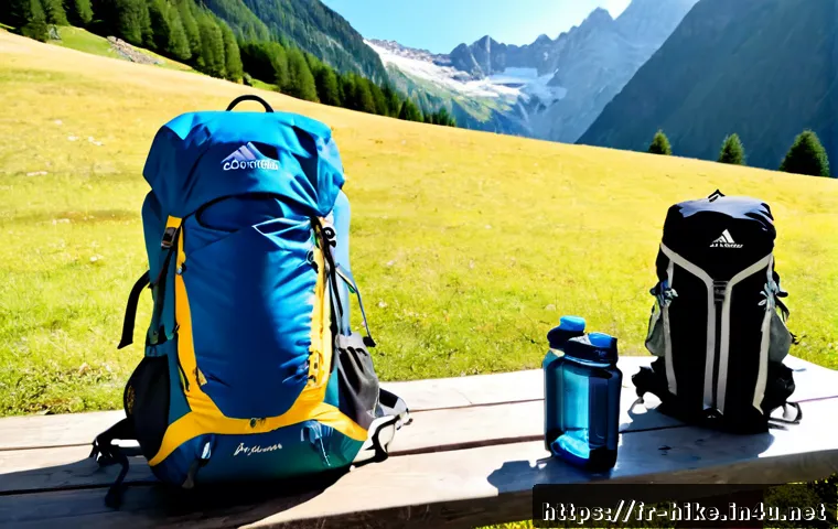 등산 배낭과 수화 시스템 비교 - Photorealistic side-by-side comparison on a clean wooden bench at a French alpine trailhead: a moder...